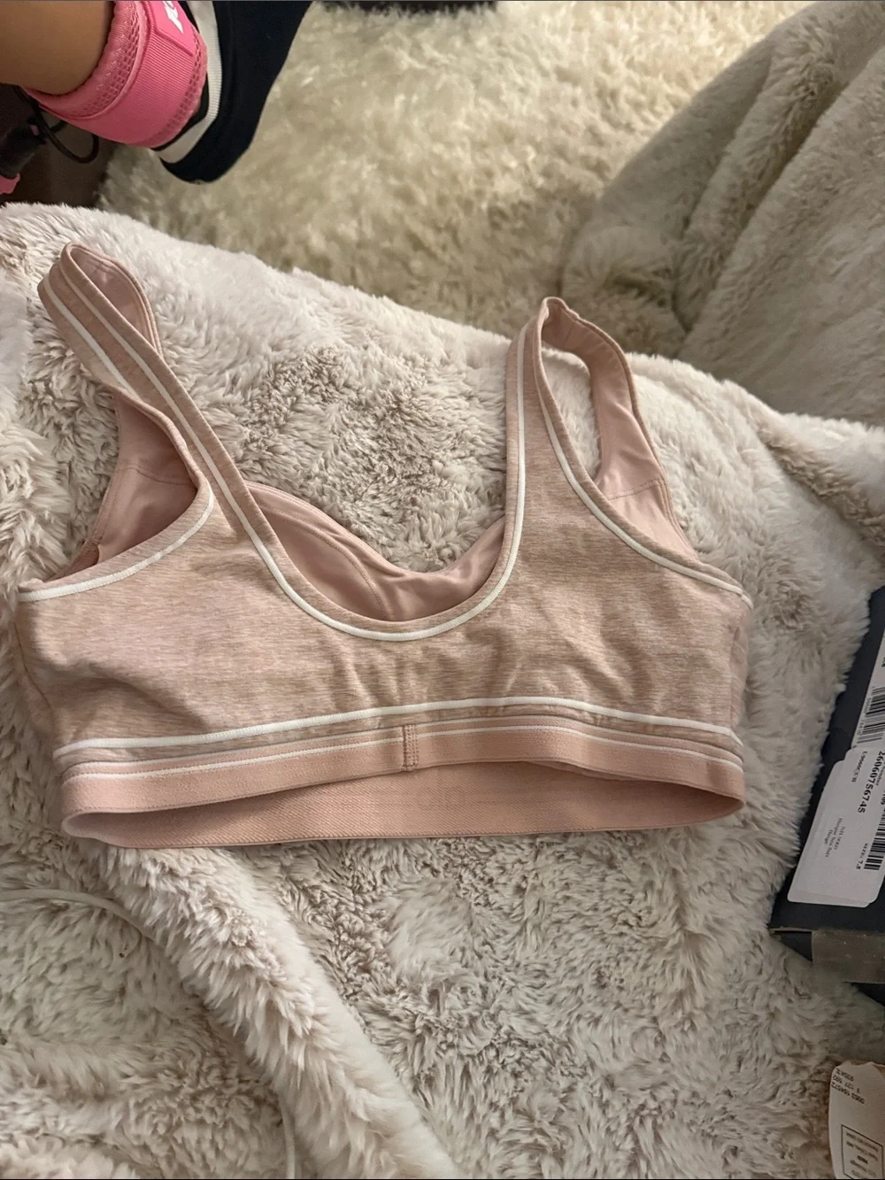 Alo Alosoft Heart Throb Bra - Pink Quartz Heather/White